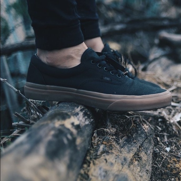 authentic gum sole vans